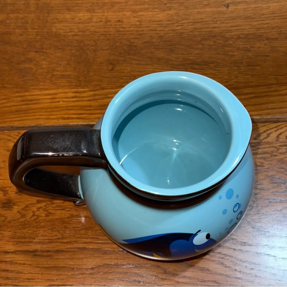 Disney Store Finding Nemo Dory coffee pot shaped ceramic mug